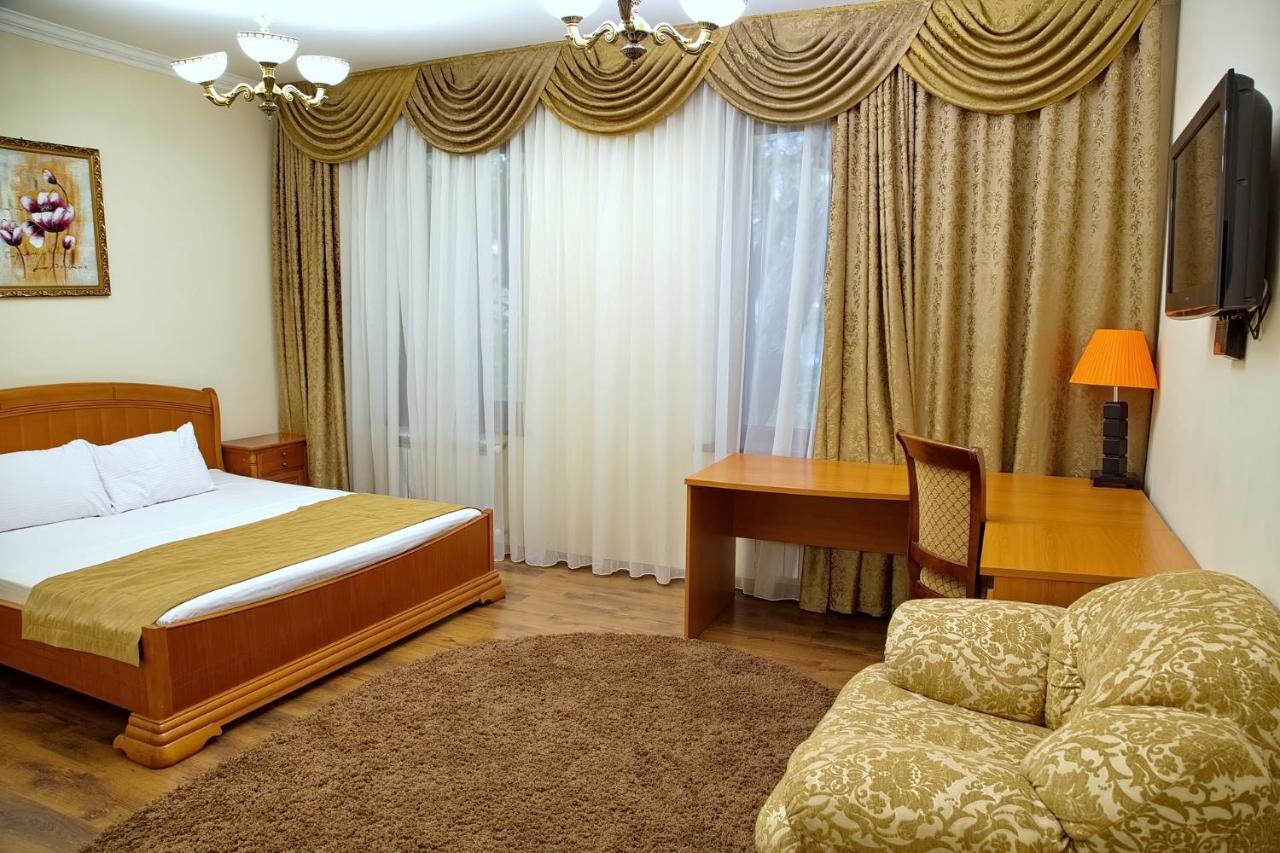 Boomerang Business Hotel Odessa Exterior foto