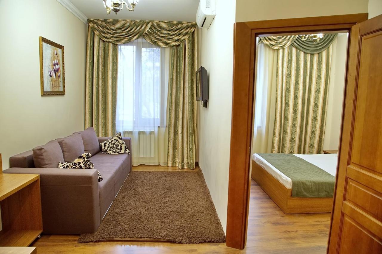Boomerang Business Hotel Odessa Exterior foto