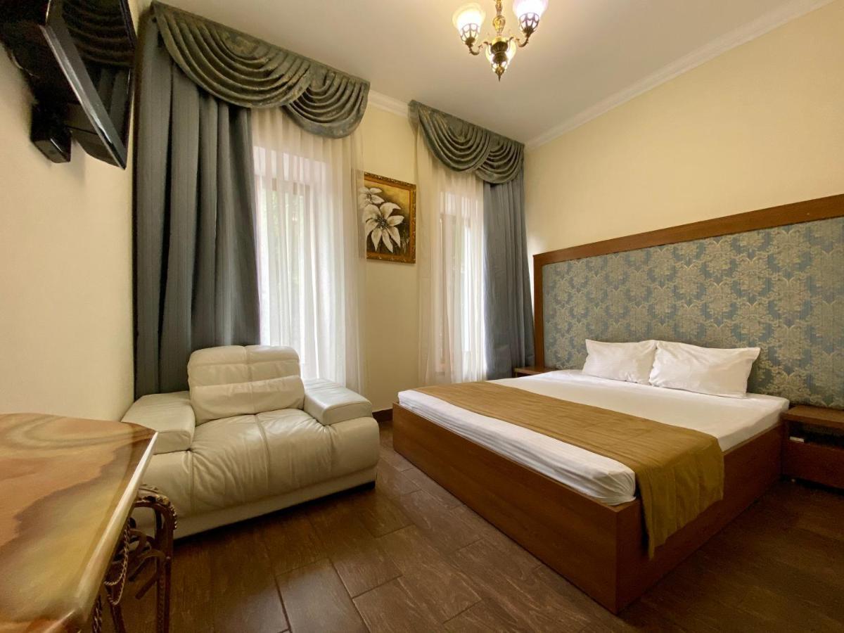 Boomerang Business Hotel Odessa Exterior foto